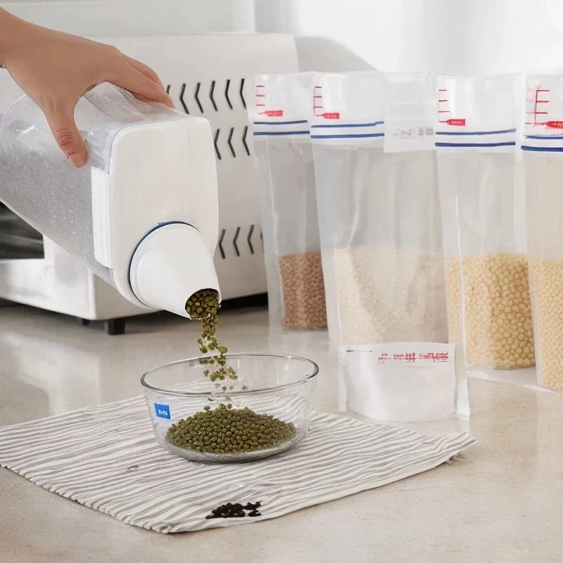 (Compre 1 Leve 2) Pote Hermético com Copo Medidor 2L – Armazenamento Inteligente e Praticidade para Sua Rotina - Image 3
